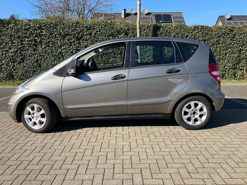 Gebraucht Mercedes A150 95 PS (69 kW) 2008 Beige Limousine