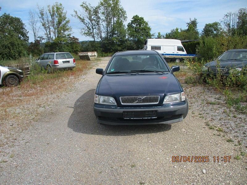 Gebraucht Volvo V40 105 PS (77 kW) 1998 Kombi
