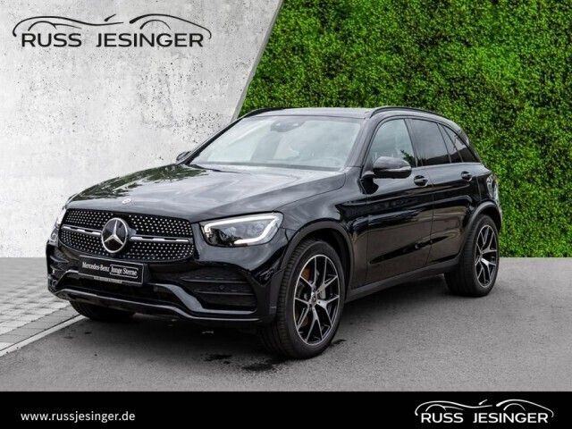 Schwarz Gebraucht 2021 Mercedes GLC300 SUV | 44.980 € (Teuer) - Bild 1/4