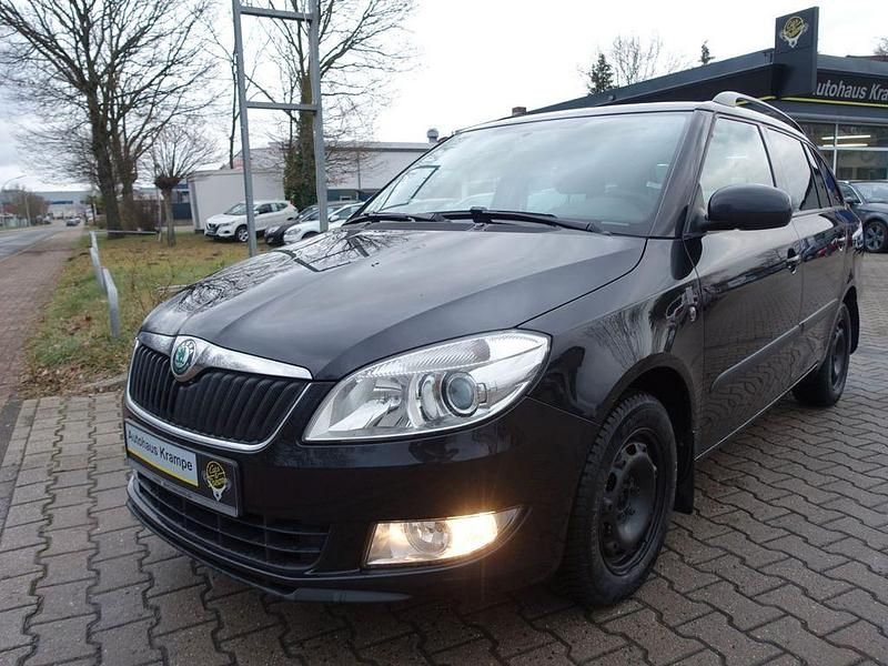 Schwarz Gebraucht 2012 Skoda Fabia Ambition Kombi | 1.980 € (Guter Preis) - Bild 1/4
