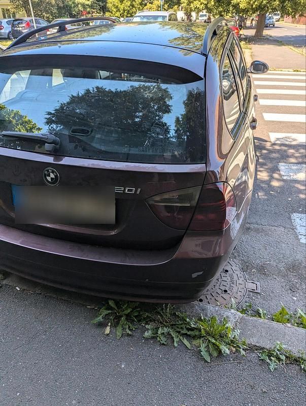 Gebraucht BMW 320 150 PS (110 kW) 2006 Rot Kombi