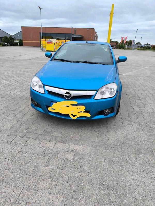 Blau Gebraucht 2005 Opel Tigra Cabrio | 750 € (Guter Preis) - Bild 1/4