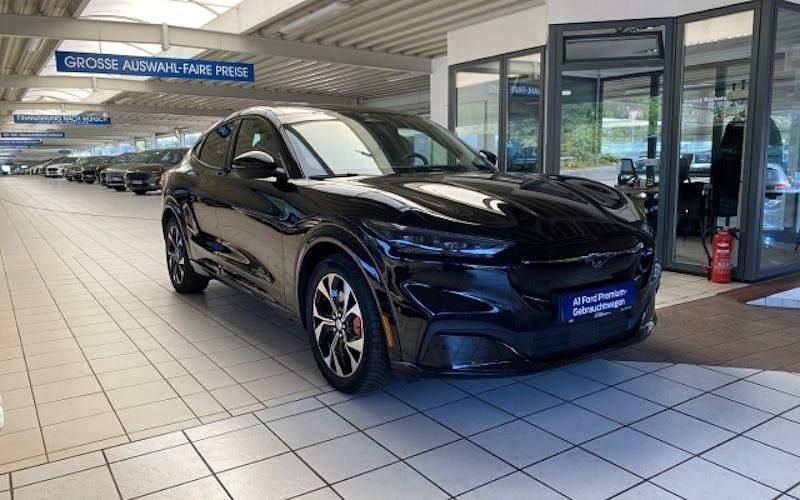 Gebraucht Ford Mustang Mach-E Extended Range 258 kW (351 PS) 2022 Schwarz SUV