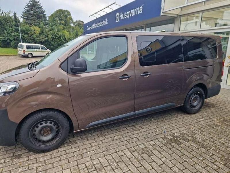 Gebraucht Opel Vivaro 165 PS (121 kW) 2020 Braun Van / Kleinbus