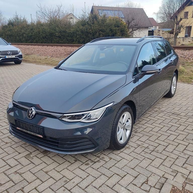 Gebraucht VW Golf VIII Life 116 PS (85 kW) 2022 Grau Kombi