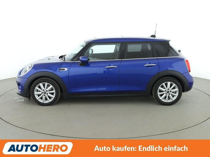Gebraucht Mini Cooper 136 PS (100 kW) 2019 Blau Kleinwagen