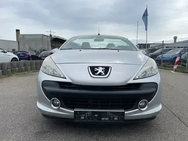 Gebraucht Peugeot 207 CC Filou 120 PS (88 kW) 2007 Grau Cabrio