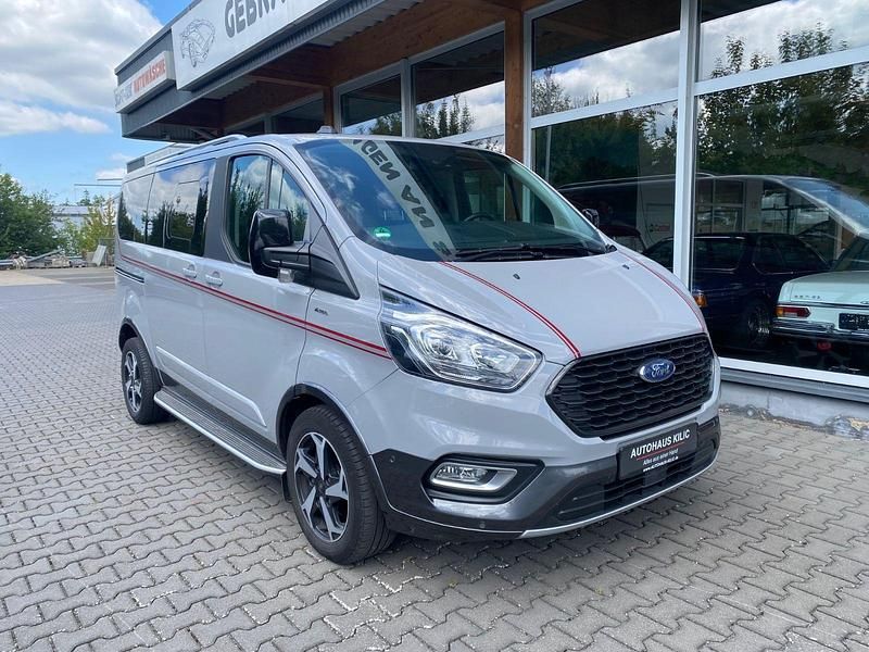 Grau Gebraucht 2023 Ford Tourneo Custom Active Van / Kleinbus | 38.990 € - Bild 1/3