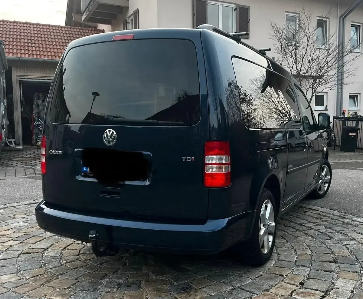 Gebraucht VW Caddy Maxi 102 PS (75 kW) 2014 Blau Van / Kleinbus