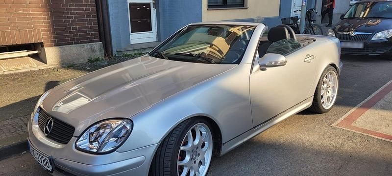 Gebraucht Mercedes SLK230 2001 Silber Cabrio