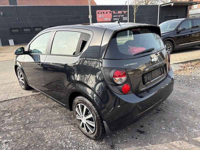 Gebraucht Chevrolet Aveo LT 86 PS (63 kW) 2011 Schwarz Kleinwagen