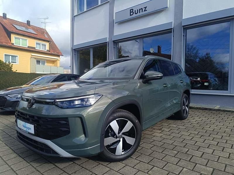 Gebraucht VW Tayron Life 150 PS (110 kW) 2025 Grün SUV