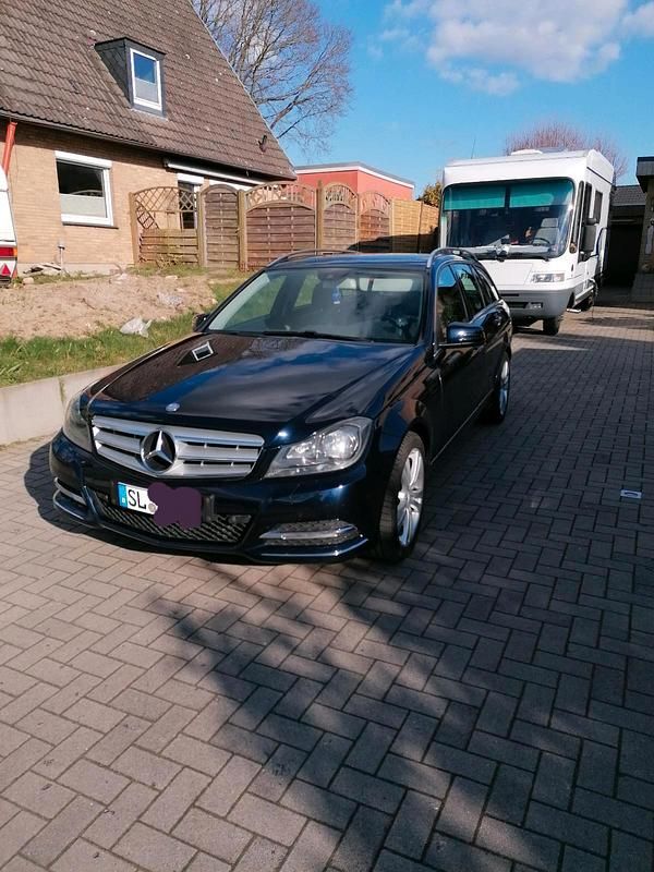 Blau Gebraucht 2013 Mercedes C220 Avantgarde Kombi | 8.200 € (Fairer Preis) - Bild 1/4