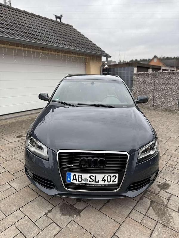 Gebraucht Audi A3 S-Line 200 PS (147 kW) 2012 Grau Kleinwagen