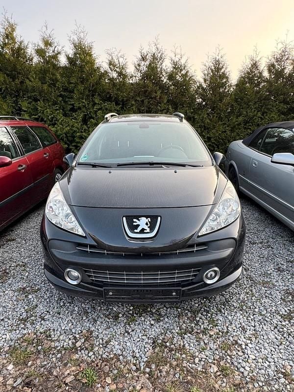 Gebraucht Peugeot 207 120 PS (88 kW) 2008 Schwarz Kombi