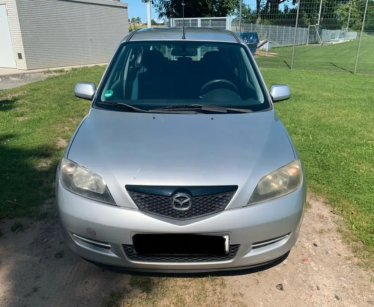 Gebraucht Mazda 2 80 PS (58 kW) 2004 Grau Kleinwagen