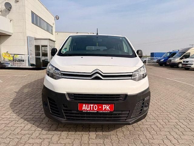 Gebraucht Citroën Jumpy 150 PS (110 kW) 2017 Weiß Van / Kleinbus