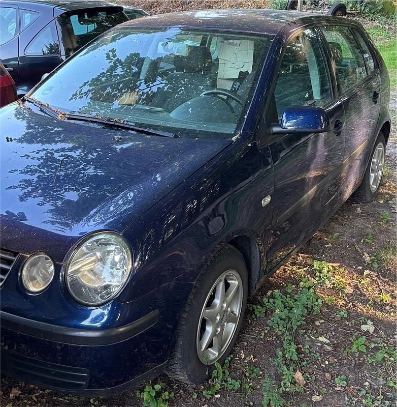 Blau Gebraucht 2002 VW Polo Kleinwagen | 399 € (Superpreis) - Bild 1/4