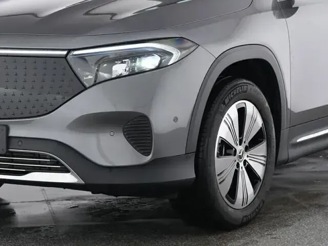 Gebraucht Mercedes EQB350 Advanced 214 kW (292 PS) 2025 Grau SUV
