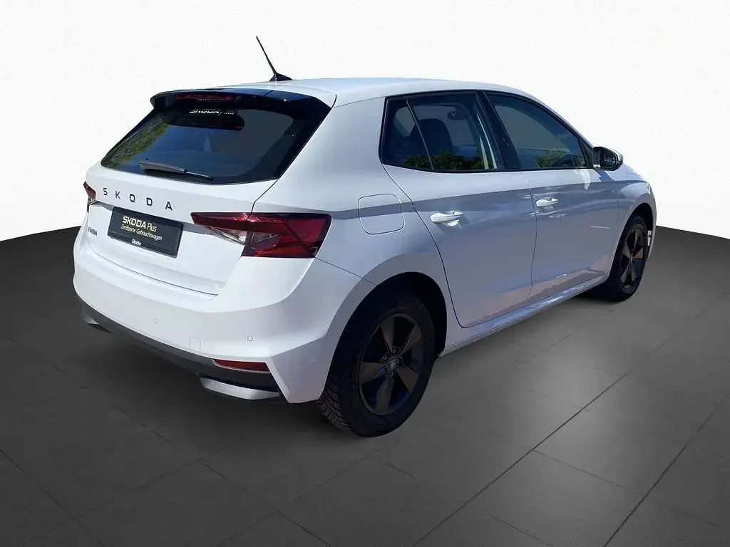 Gebraucht Skoda Fabia Essence 95 PS (69 kW) 2025 Weiß Kleinwagen