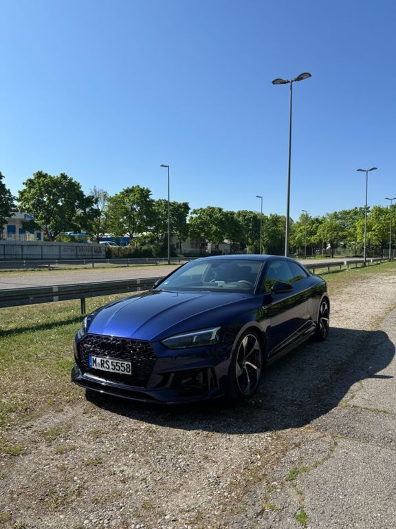Blau Gebraucht 2018 Audi RS5 Ambiente Coupé | 45.500 € - Bild 1/4