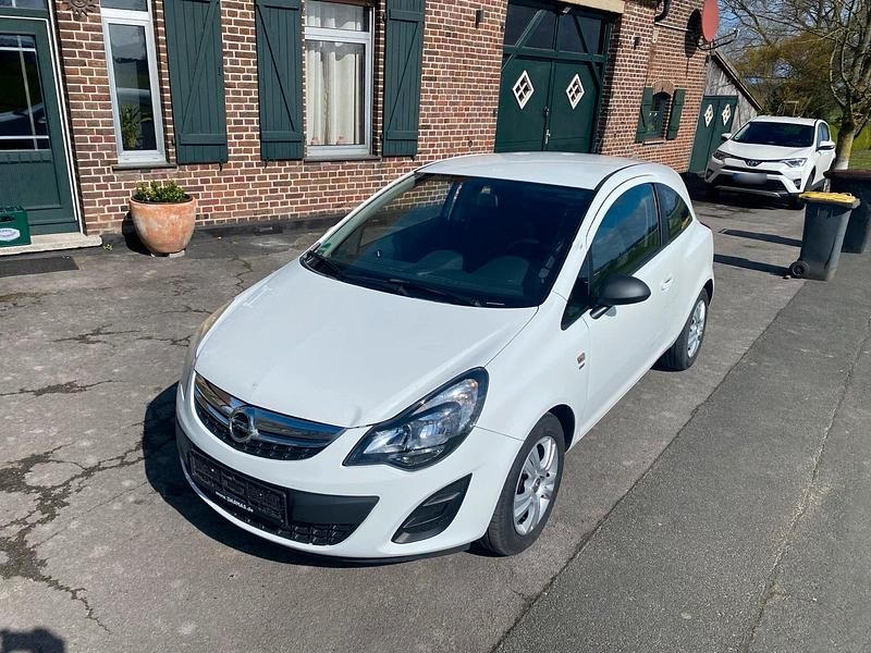 Gebraucht Opel Corsa 84 PS (61 kW) 2014 Weiß Kleinwagen