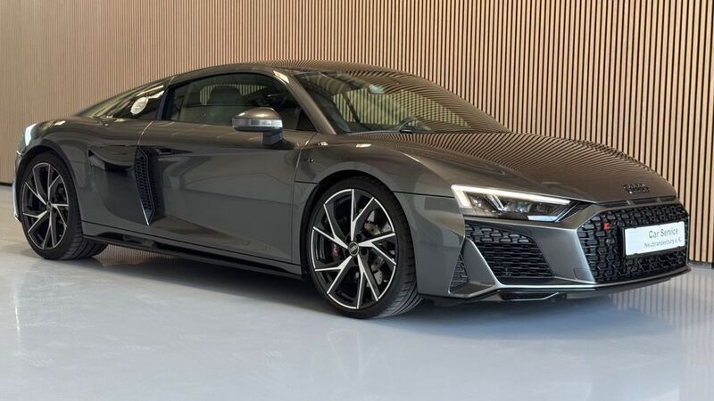 Grau Gebraucht 2023 Audi R8 Coupé Performance Coupé | 129.990 € - Bild 1/2
