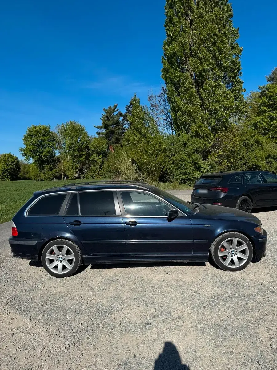 Second-hand BMW 320 150 CP (110 kW) 2004 Albastru Break