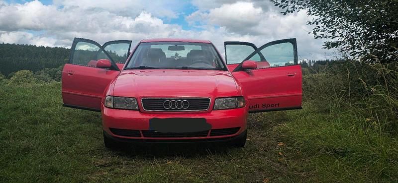 Rot Gebraucht 1998 Audi A4 Limousine | 1.099 € (Guter Preis) - Bild 1/4