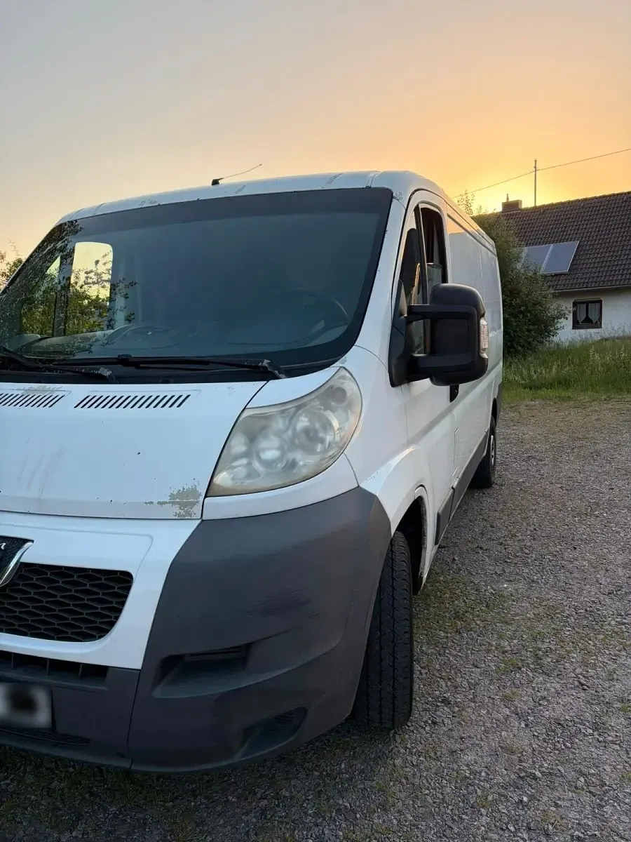 Gebraucht Peugeot Boxer 101 PS (74 kW) 2010 Weiß Van
