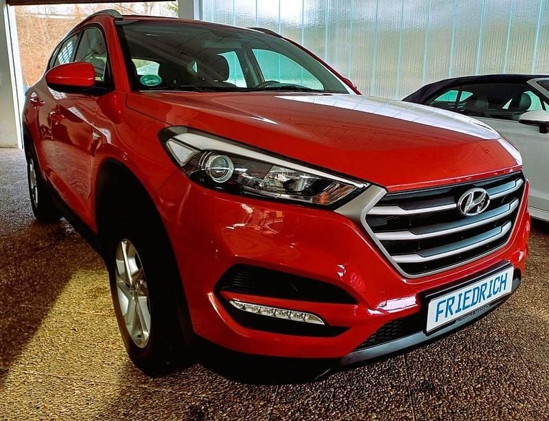 Gebraucht Hyundai Tucson Classic 132 PS (97 kW) 2017 Rot SUV