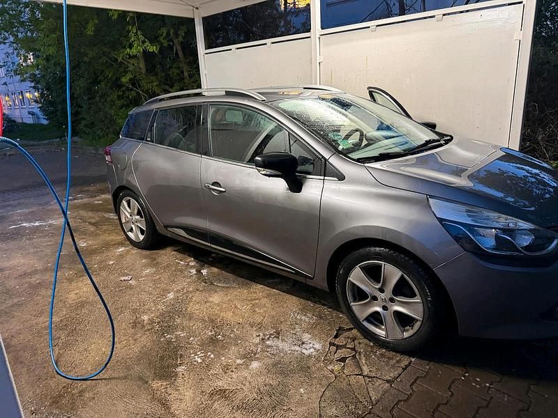 Gebraucht Renault Clio GrandTour 90 PS (66 kW) 2014 Kombi