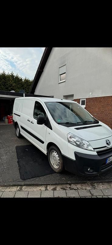 Weiß Gebraucht 2015 Toyota Proace Van | 9.500 € (Superpreis) - Bild 1/4