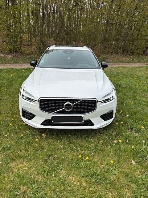 Gebraucht Volvo XC60 R-Design 235 PS (172 kW) 2020 Weiß SUV