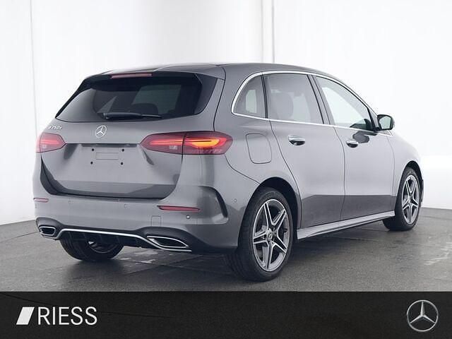 Gebraucht Mercedes E250 163 PS (119 kW) 2023 Andere farbe Kombi