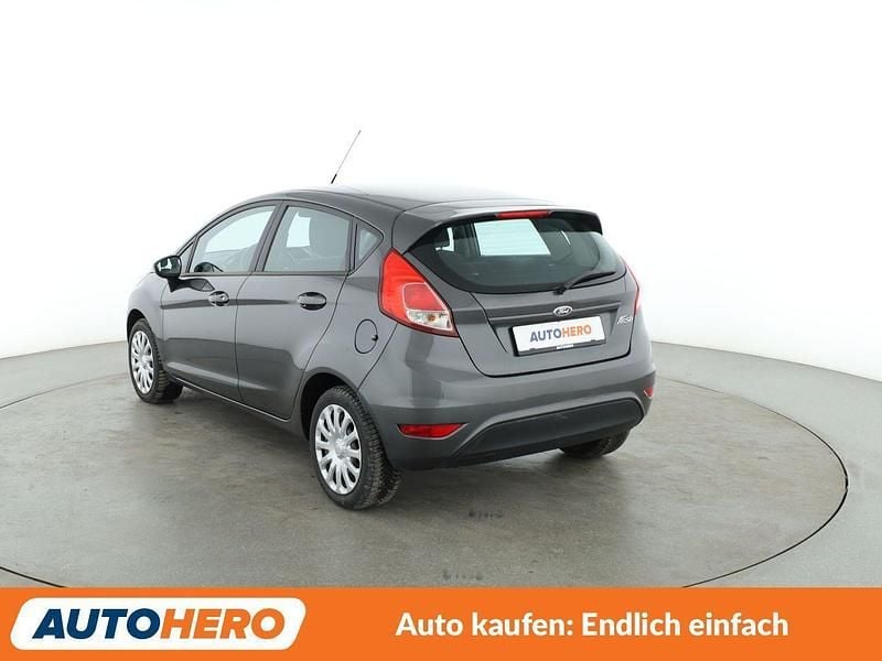 Gebraucht Ford Fiesta Trend 82 PS (60 kW) 2016 Grau Limousine