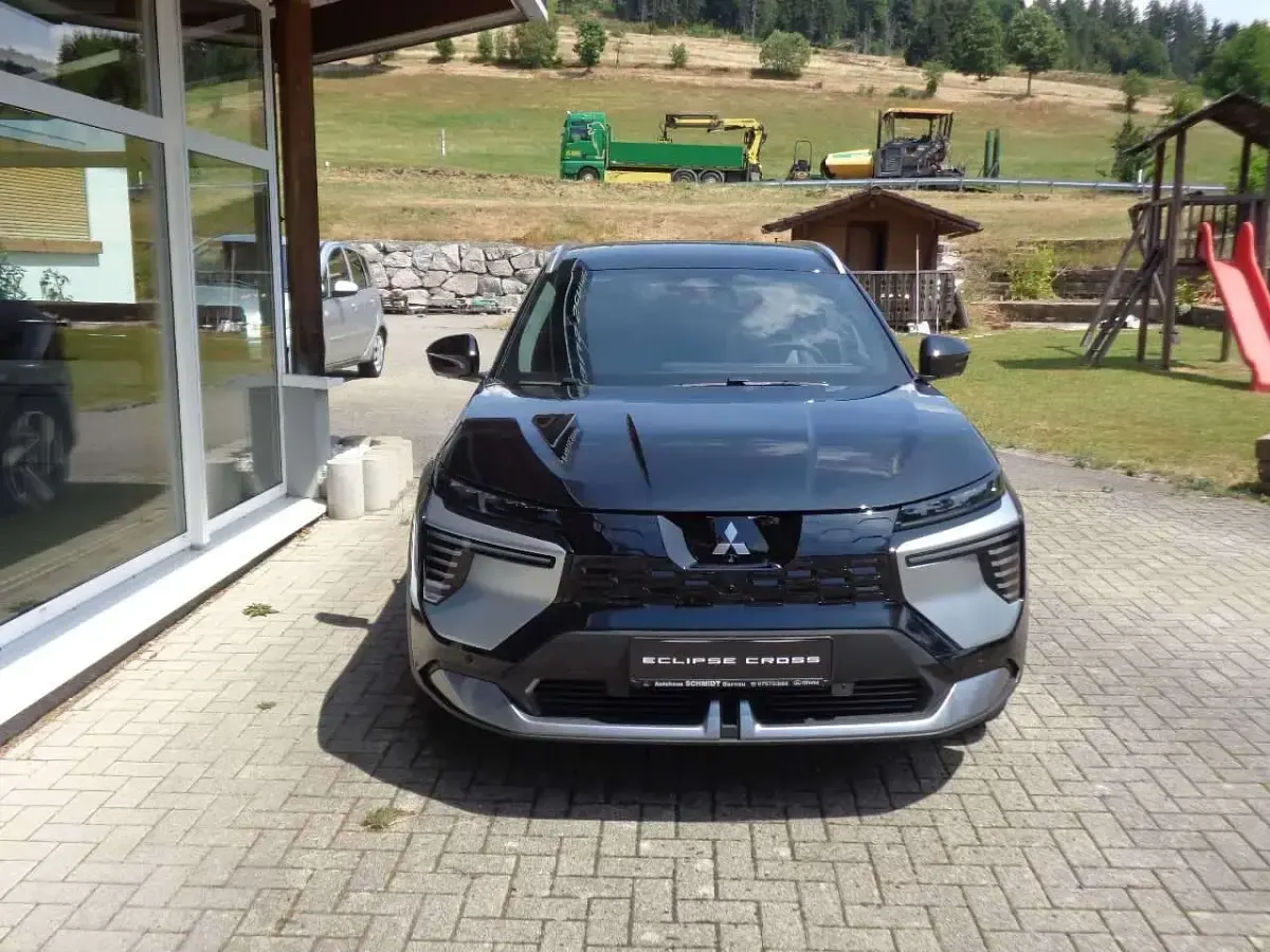 Neu Mitsubishi Eclipse Diamant Edition 55 kW (75 PS) 2026 Schwarz SUV
