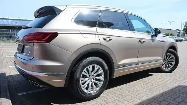 Gebraucht VW Touareg Atmosphere 286 PS (210 kW) 2018 Gold SUV