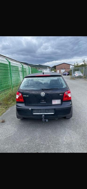 Gebraucht VW Polo 75 PS (55 kW) 2001 Schwarz Kleinwagen