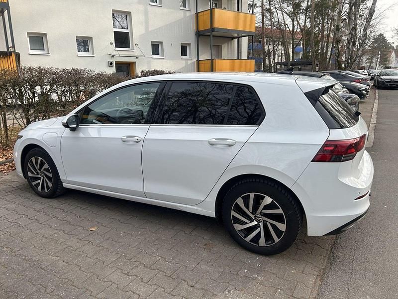 Gebraucht VW Golf VIII Style 204 PS (150 kW) 2021 Weiß Limousine