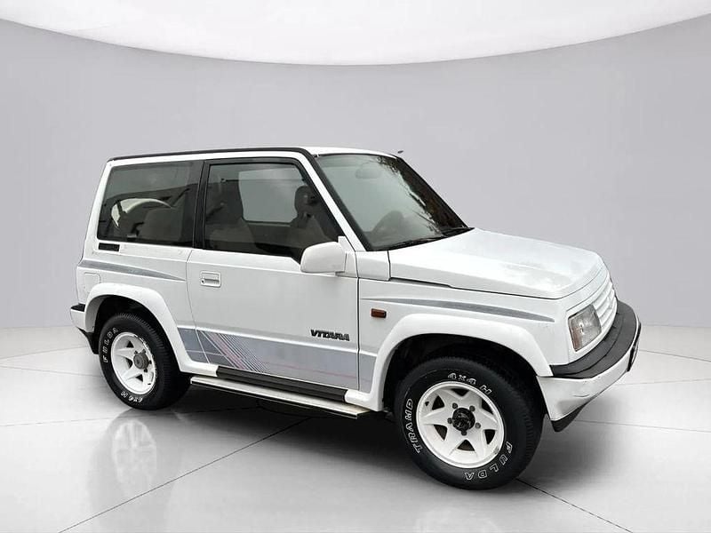 Gebraucht Suzuki Vitara 82 PS (60 kW) 1990 Weiß Kleinwagen