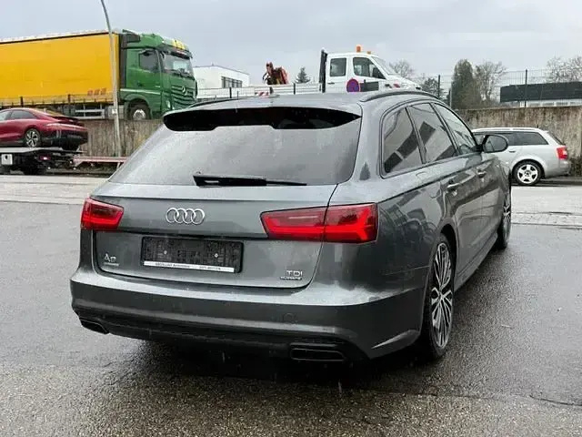 Gebraucht Audi A6 Comfort 326 PS (239 kW) 2017 Andere Kombi