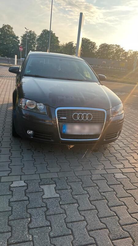 Grau Gebraucht 2007 Audi A3 S-Line Limousine | 6.600 € (Etwas zu teuer) - Bild 1/4