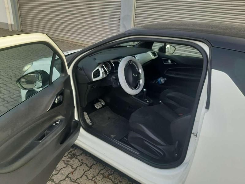 Gebraucht DS Automobiles DS3 68 PS (50 kW) 2013 Weiß Kleinwagen