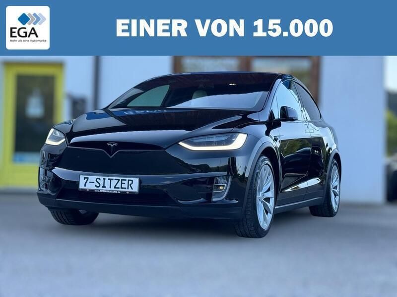 Schwarz metallic Gebraucht 2018 Tesla Model X SUV | 38.730 € (Etwas zu teuer) - Bild 1/4