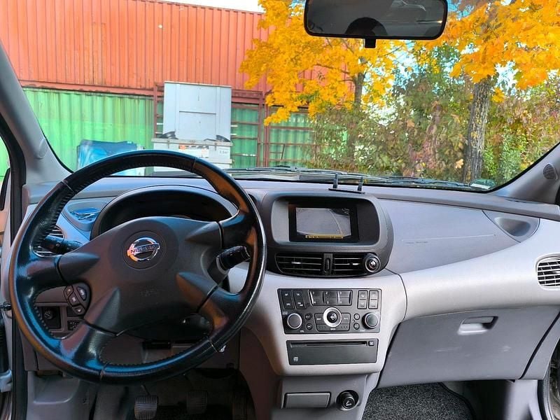 Gebraucht Nissan Almera Tino 116 PS (85 kW) 2006 Silber Van / Kleinbus