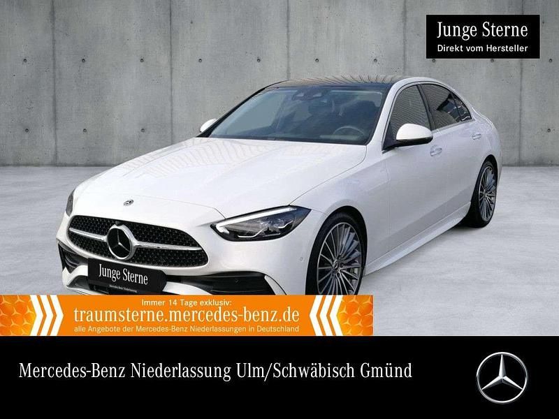 Weiß Gebraucht 2022 Mercedes C300 AMG Limousine | 44.490 € (Teuer) - Bild 1/3