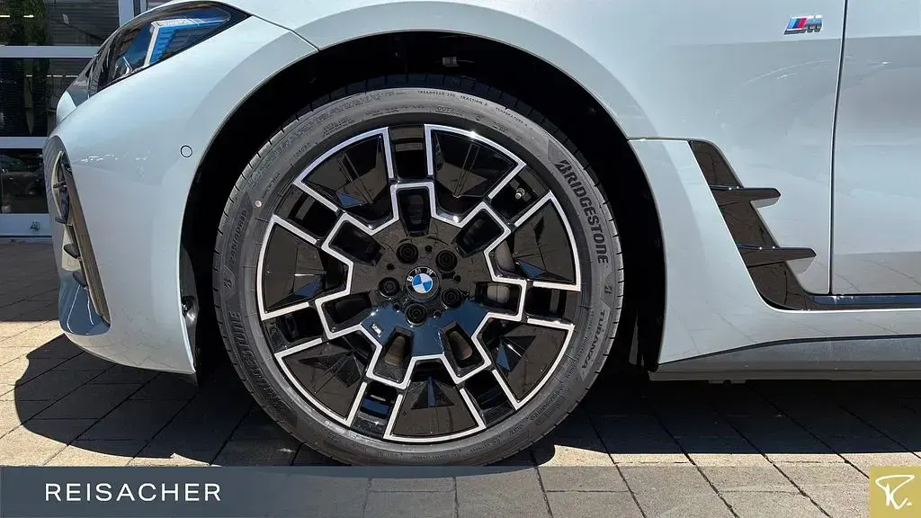 Neu BMW i4 Performance 294 kW (401 PS) 2026 Grau Limousine