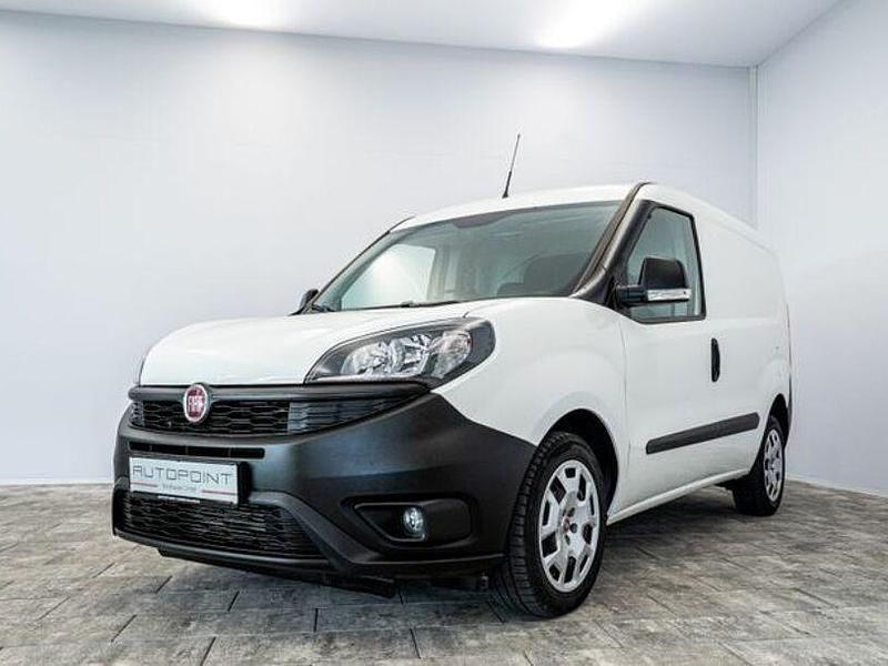 Weiß Gebraucht 2022 Fiat Doblò Van / Kleinbus | 9.680 € (Superpreis) - Bild 1/4
