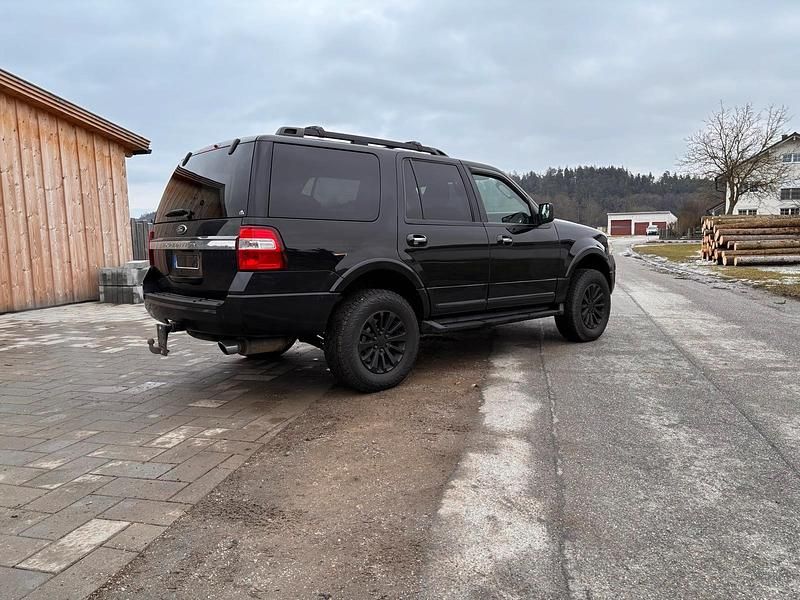 Gebraucht Ford Expedition XLT 370 PS (272 kW) 2015 Schwarz SUV